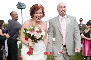photographe de mariage Montreal couple mariage de jardin photographe d'événements