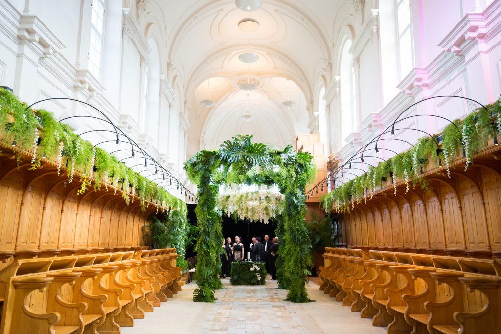 Greenery huppah in a catheral Abbaye, OKA